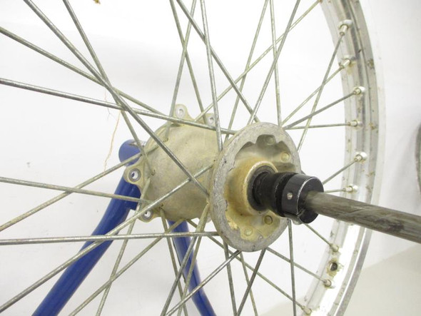 02 Honda CR 250 Front Wheel 21x1.60 44650-KZ3-J40 2002-2003
